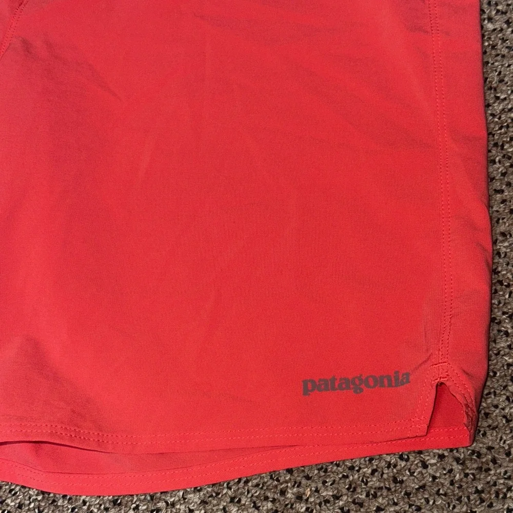 Patagonia Mens Stretch Planing Board Shorts Coral Pink Size 32 86185
